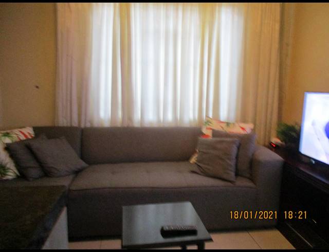 3 BEDROOM FREEHOLD FOR SALE IN MPOPHOMENI